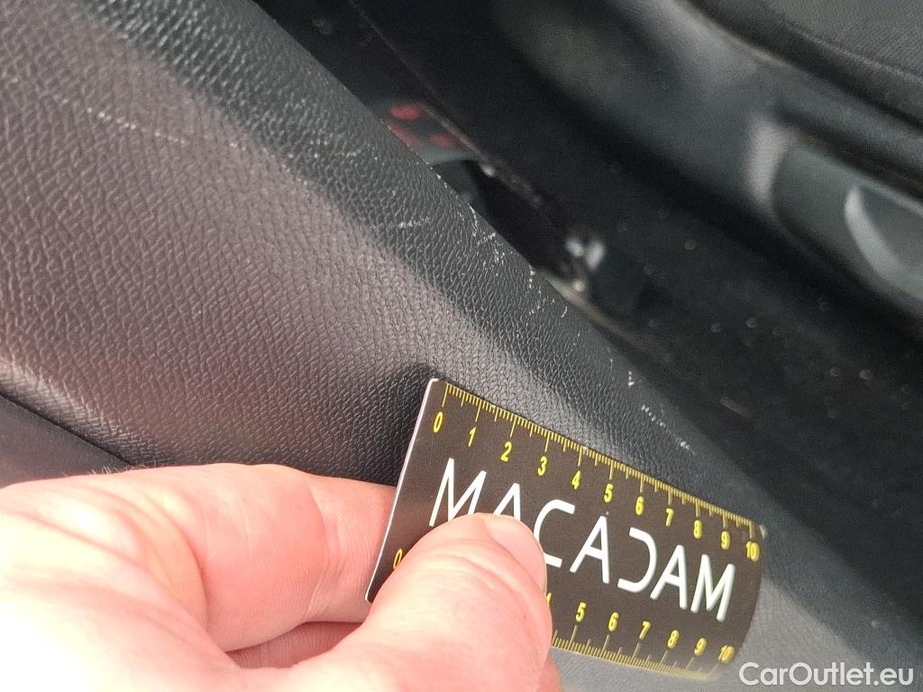  Peugeot  308  SW / 2017 / 5P / Break BlueHDi 130 EAT6 S&S ACTIVE BUSINESS / TRANSFO VP/VF #30