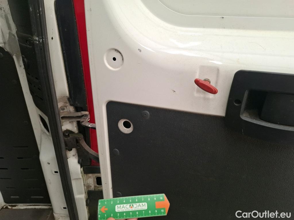  Peugeot  Boxer PEUGEOT  / 2014 / 4P / Fourgon tôlé BlueHDi S&S 140 S&S ASPHALT 333 L2H2 #27