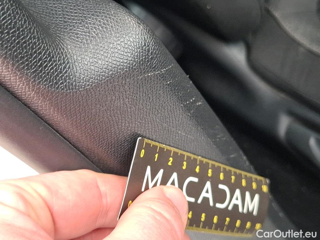  Peugeot  308  SW / 2017 / 5P / Break BlueHDi 130 EAT6 S&S ACTIVE BUSINESS / TRANSFO VP/VF #29