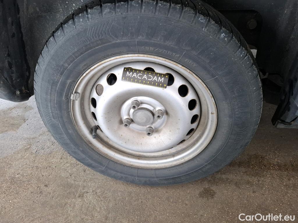  Renault  Kangoo  Express Compact Grand Confort (L0) 1.5 dCi 75CV BVM5 E6 #32