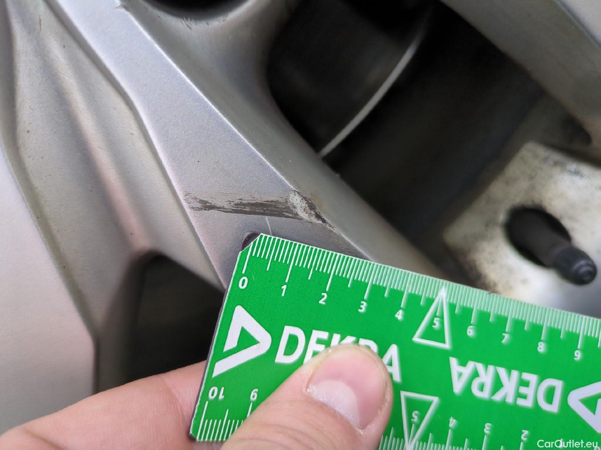  Renault  Kadjar RENAULT  5p Crossover Business TCe 140 FAP #8