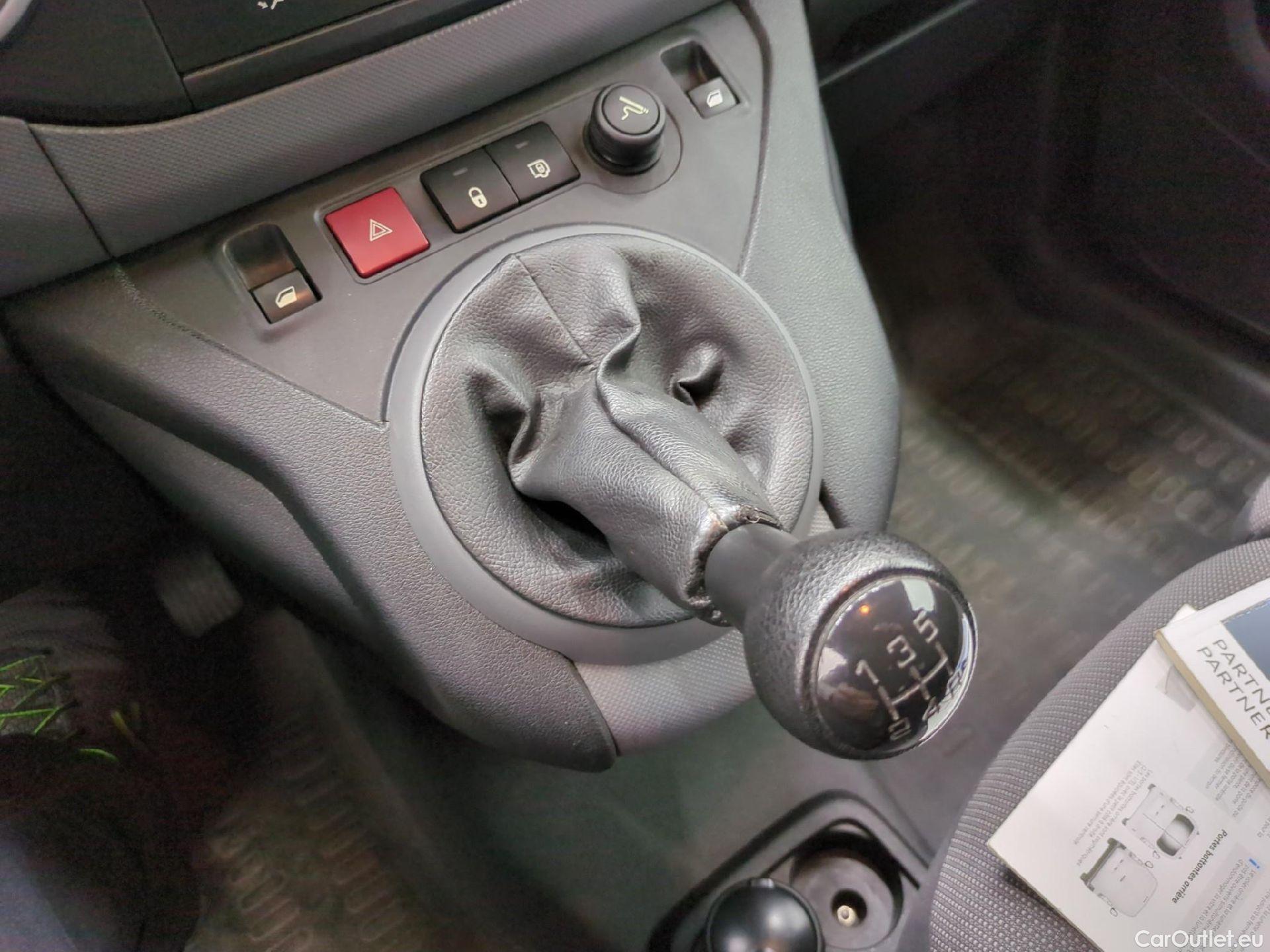  Peugeot  Partner  L1 Premium Pack 1.6 HDi 100CV BVM5 E6 #1