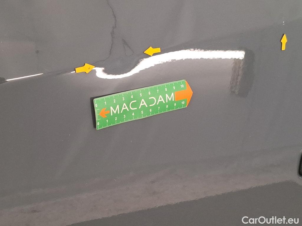  Renault  Trafic RENAULT  / 2021 / 4P / Combi Zen L1 Blue dCi 150 S&S - 8 pl #8