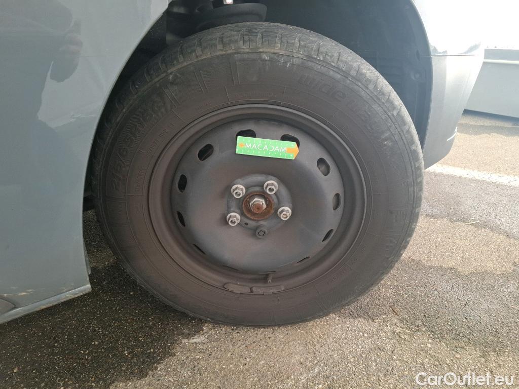  Renault  Trafic RENAULT  / 2021 / 4P / Combi Zen L1 Blue dCi 150 S&S - 8 pl #16