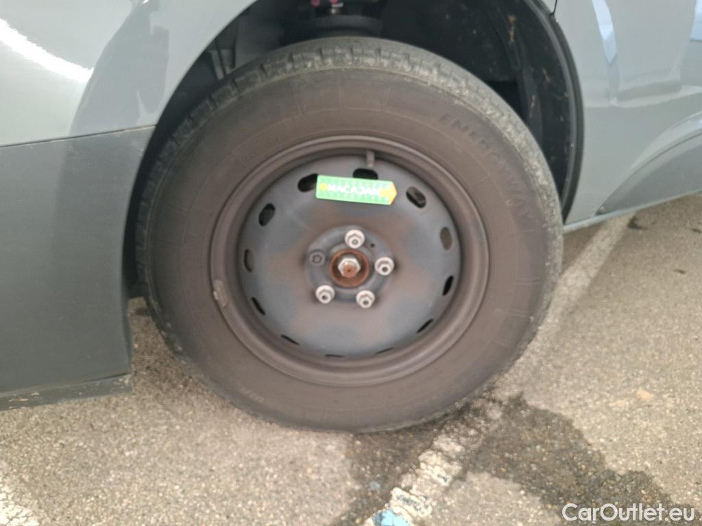  Renault  Trafic RENAULT  / 2021 / 4P / Combi Zen L1 Blue dCi 150 S&S - 8 pl #10