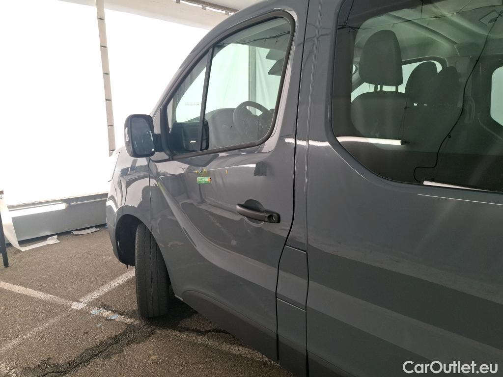  Renault  Trafic RENAULT  / 2021 / 4P / Combi Zen L1 Blue dCi 150 S&S - 8 pl #6