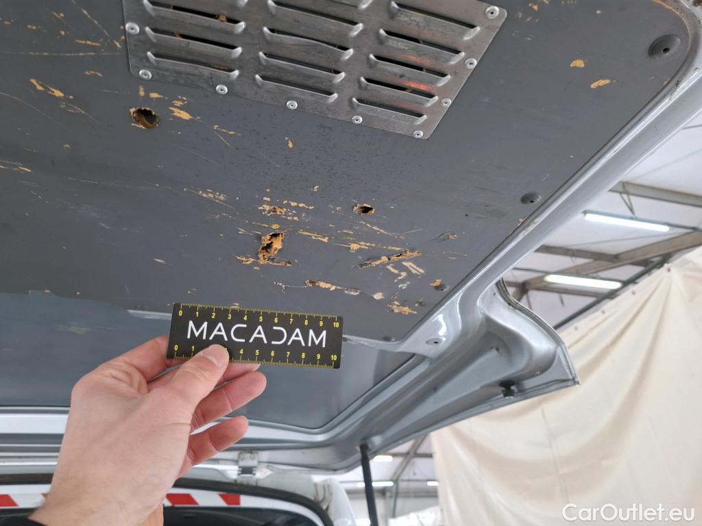  Volkswagen  Transporter VOLKSWAGEN  / 2019 / 4P / Fourgon tôlé 2.0 TDi 110 L1H1 Business #29