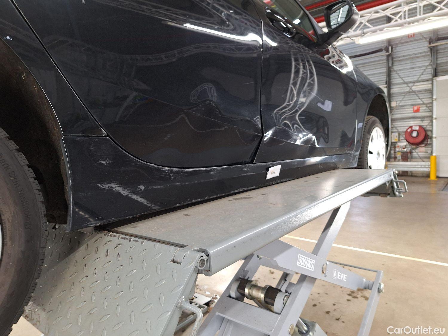  Bmw  Serie 1 BMW, 1-serie '19, BMW 1 Reeks Hatch 116d (85 kW) 5d #13