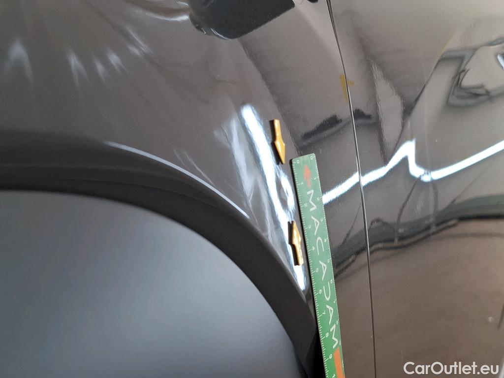  Hyundai  Konna HYUNDAI Kona / 2020 / 5P / SUV 1.6 HYBRID 141 EXECUTIVE HEV #38