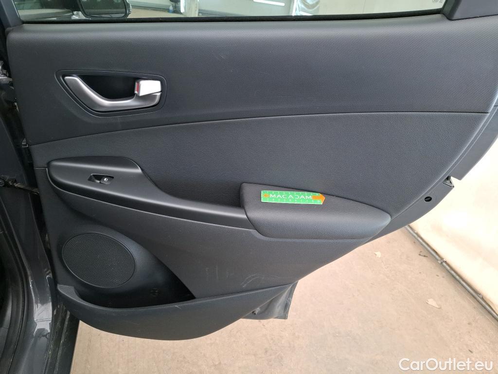  Hyundai  Konna HYUNDAI Kona / 2020 / 5P / SUV 1.6 HYBRID 141 EXECUTIVE HEV #18