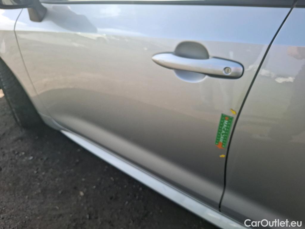  Toyota  Corolla TOYOTA  / 2018 / 5P / Berline Hybride 122h Dynamic Business Beyond Zer #11