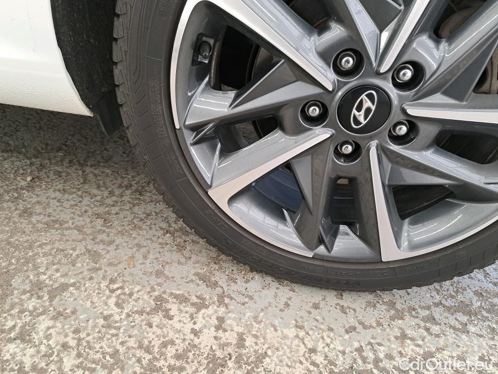  Hyundai  i30 HYUNDAI  / 2020 / 5P / Berline 1.0 T-GDI 120 DCT-7 MHEV CREATIVE #18