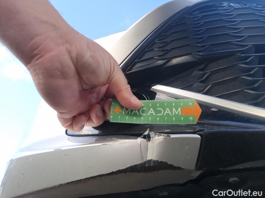  Toyota  Corolla TOYOTA  / 2018 / 5P / Berline Hybride 122h Dynamic Business Beyond Zer #3