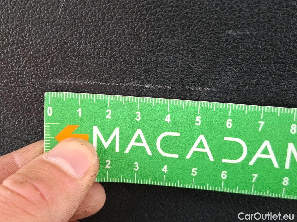  Hyundai  Konna HYUNDAI Kona / 2020 / 5P / SUV 1.6 HYBRID 141 EXECUTIVE HEV #28