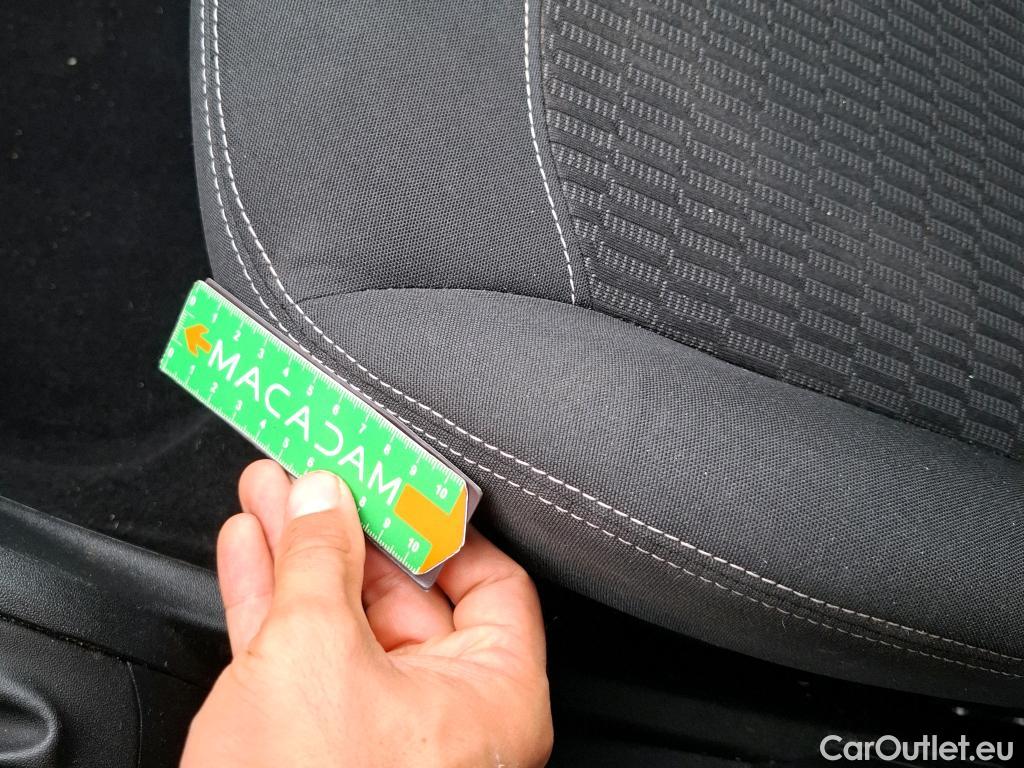  Peugeot  208  Active Business 1.5 HDi 100CV BVM5 E6dT #34