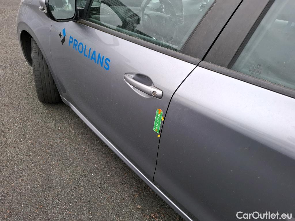  Peugeot  208  Active Business 1.5 HDi 100CV BVM5 E6dT #36