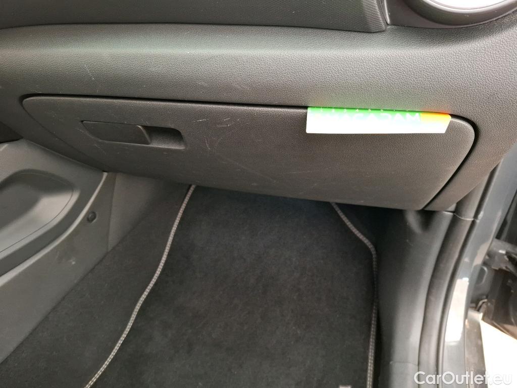  Hyundai  Konna HYUNDAI Kona / 2020 / 5P / SUV 1.6 HYBRID 141 EXECUTIVE HEV #24