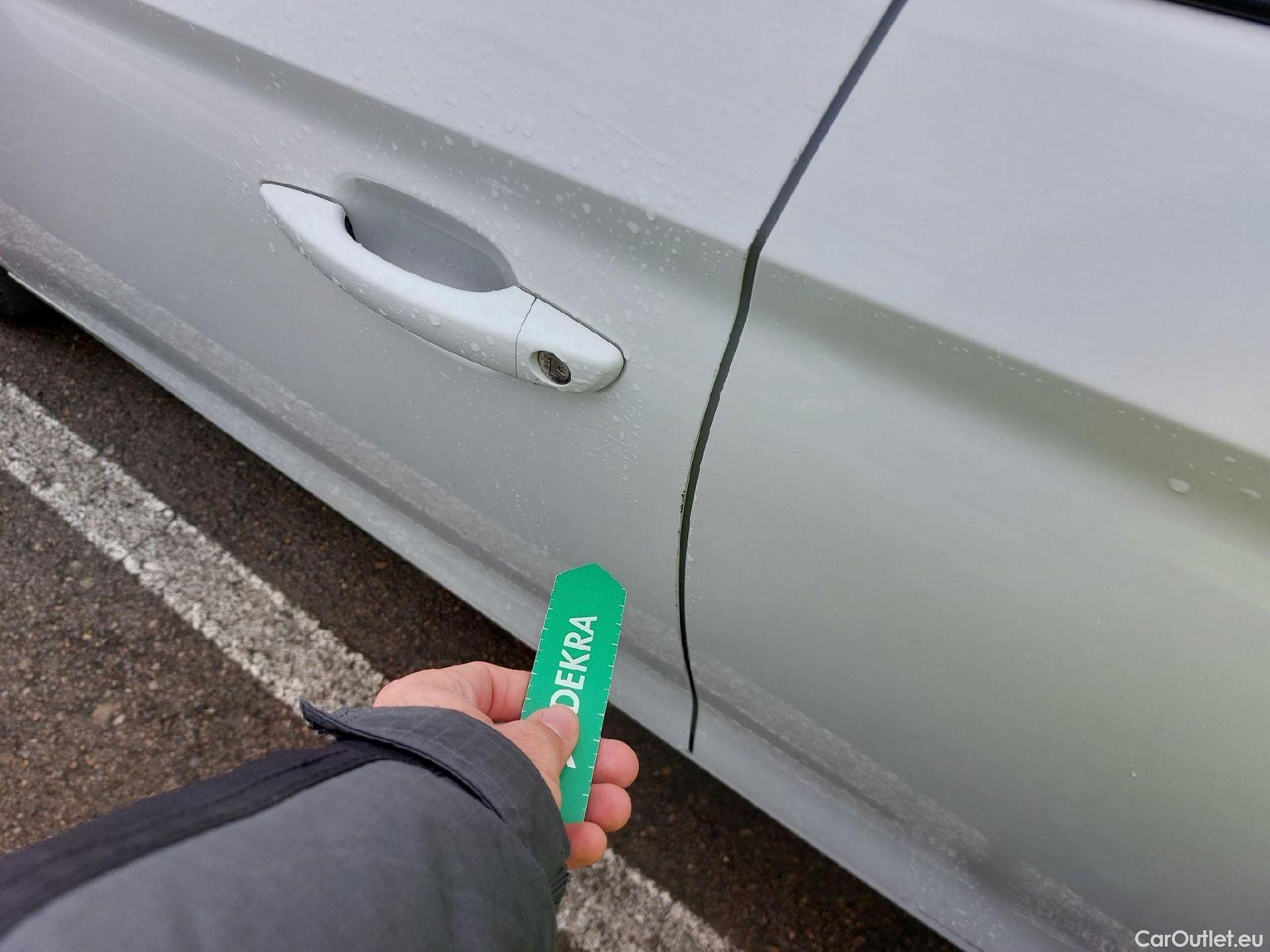  Opel  Corsa OPEL  / 2019 / 5P / berlina con portón 1.2T XHL 74kW (100CV) Edition (AC) #12