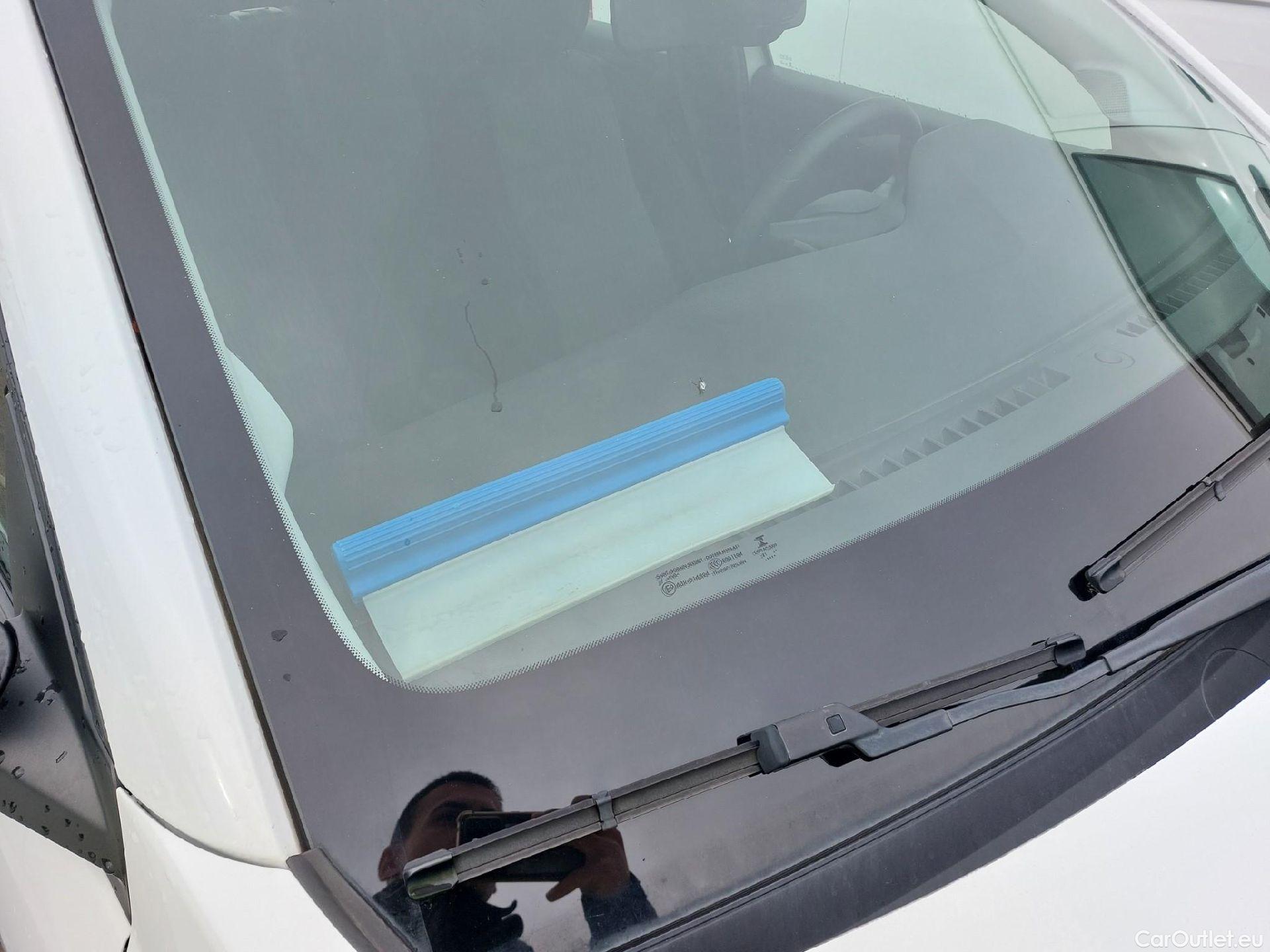  Opel  Corsa OPEL  / 2019 / 5P / berlina con portón 1.2T XHL 74kW (100CV) Edition (AC) #23