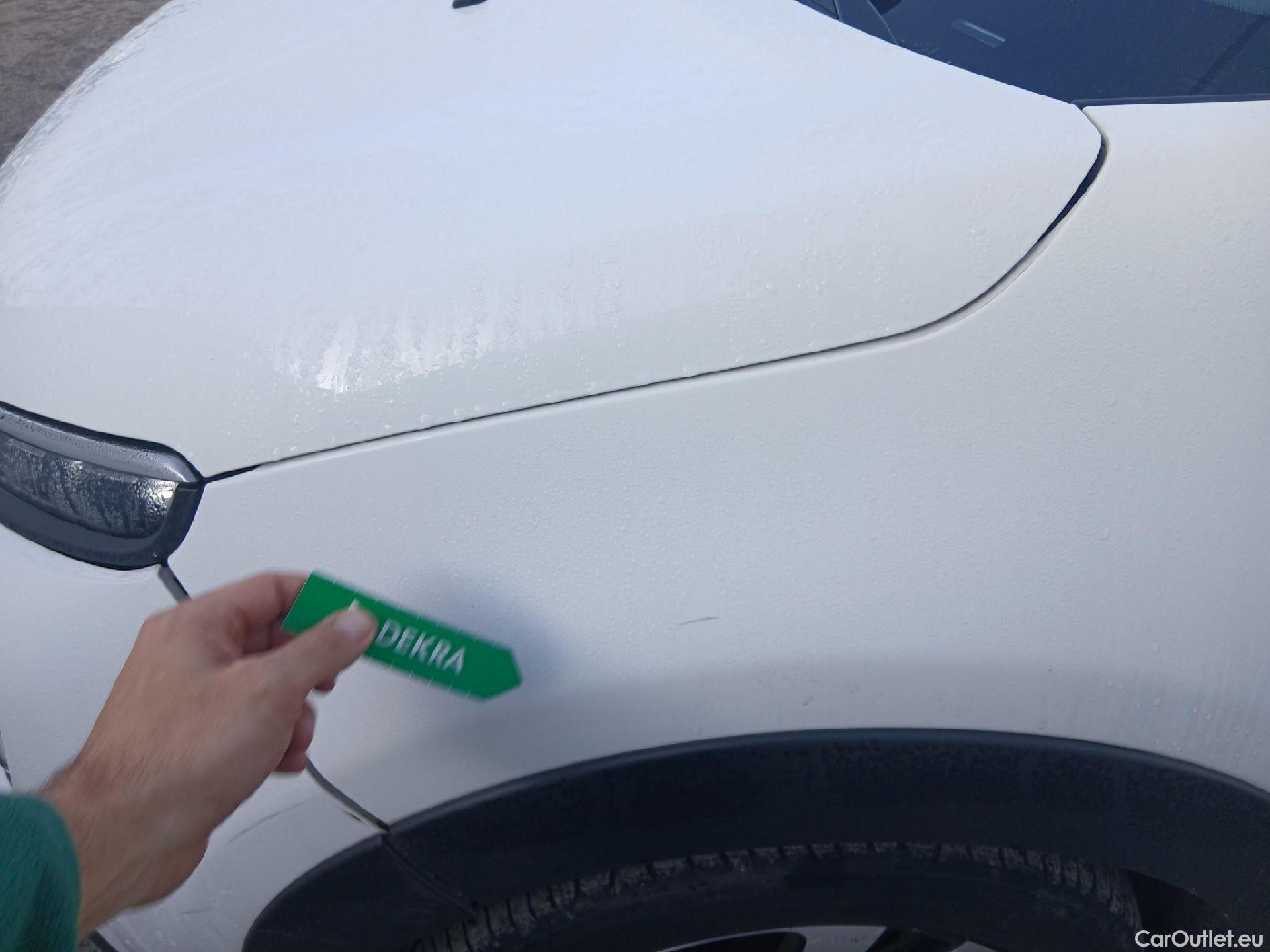  Citroen  C3 CITROEN  / 2020 / 5P / berlina con portón PureTech 60KW (83CV) C-Series(SP) #7