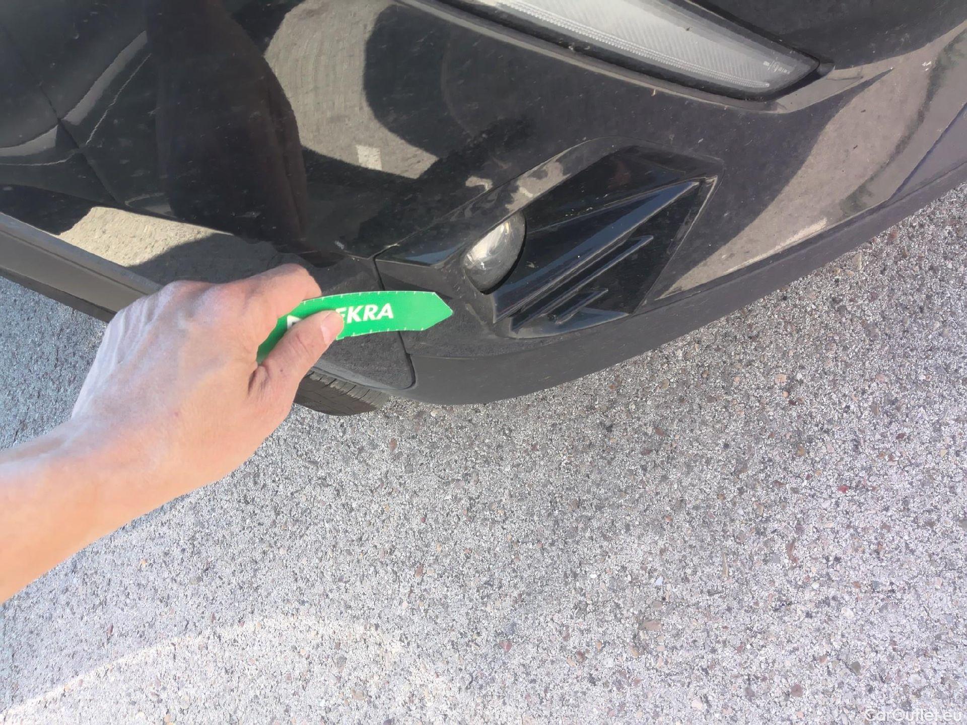  Peugeot  2008 PEUGEOT  / 2019 / 5P / todoterreno Active BlueHDI 81kW (110CV) #11