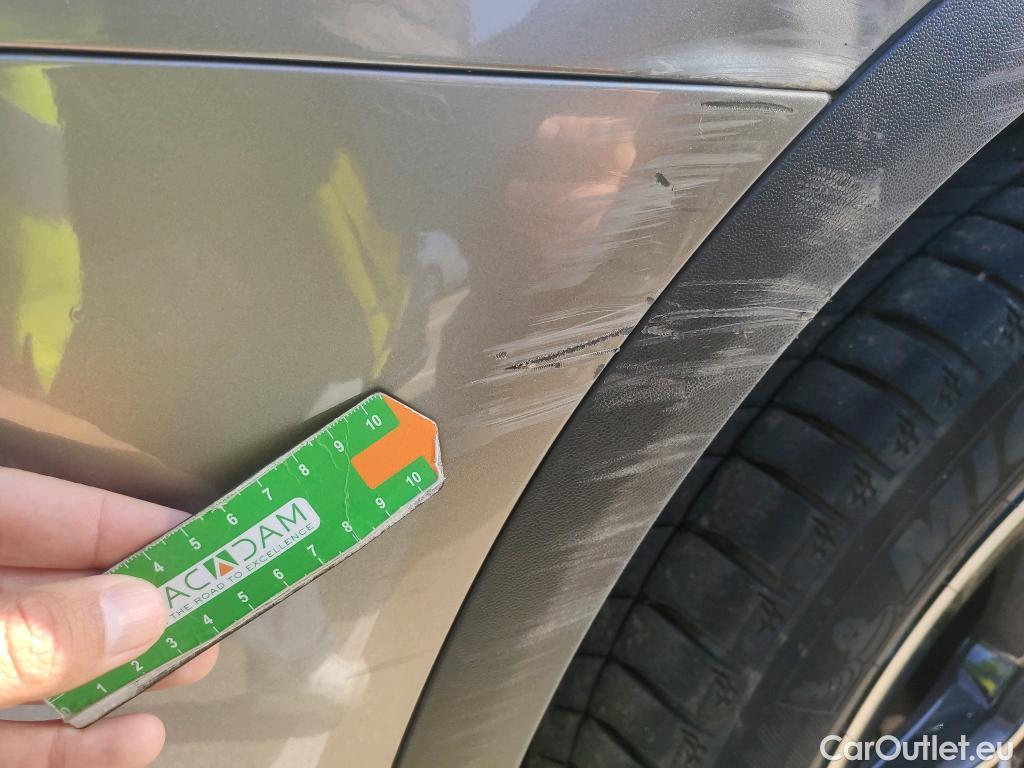  Mercedes  G-Klasee MERCEDES-BENZ Clase GLC / 2019 / 5P / todoterreno GLC 300 e 4MATIC #28