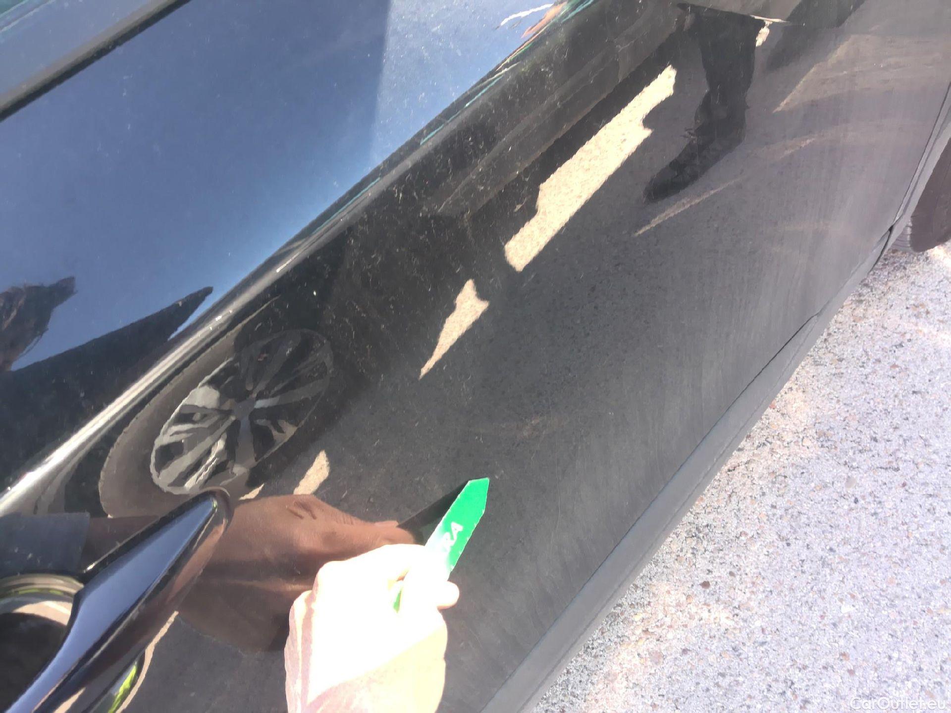  Peugeot  2008 PEUGEOT  / 2019 / 5P / todoterreno Active BlueHDI 81kW (110CV) #24