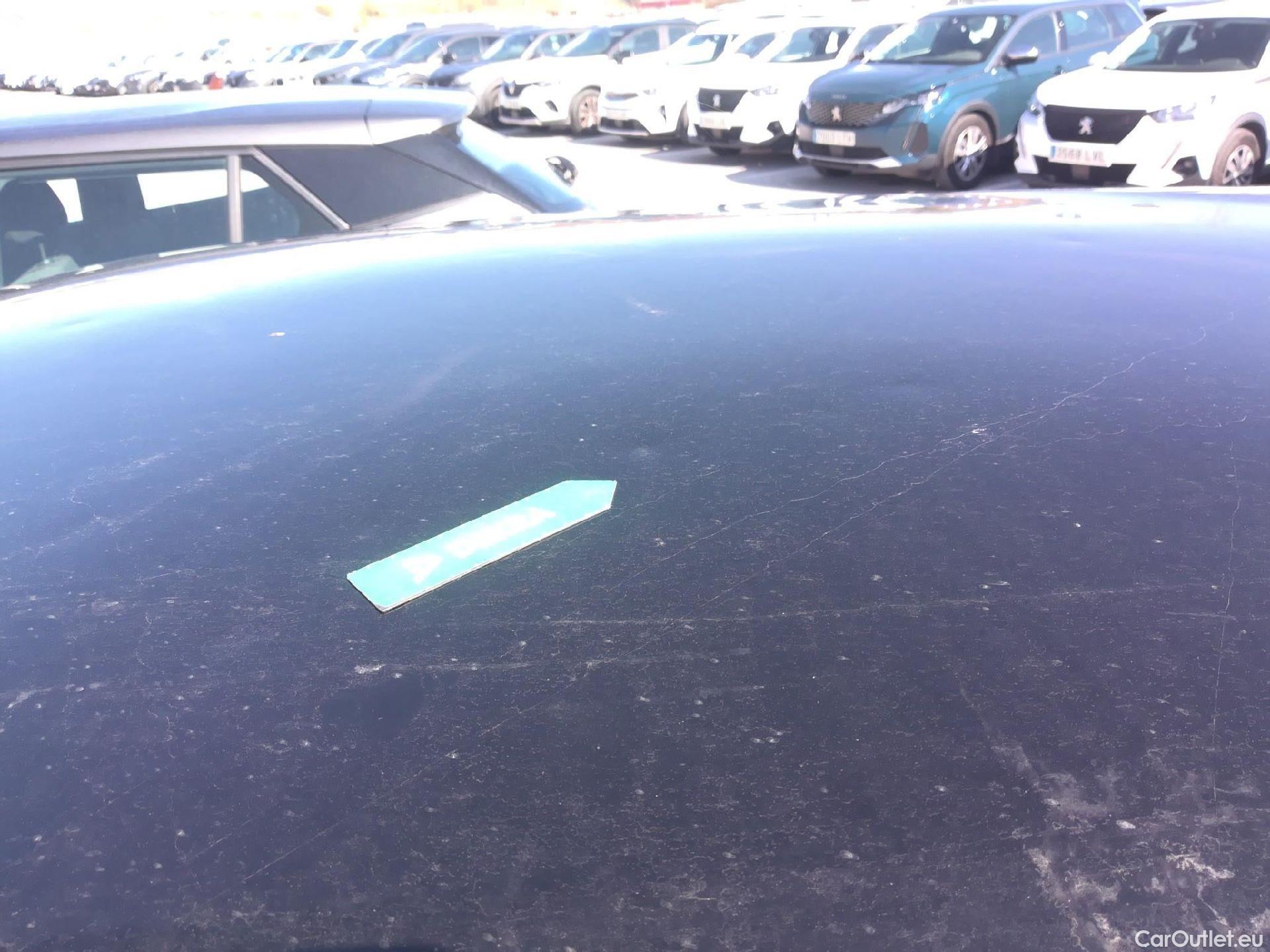  Peugeot  2008 PEUGEOT  / 2019 / 5P / todoterreno Active BlueHDI 81kW (110CV) #2