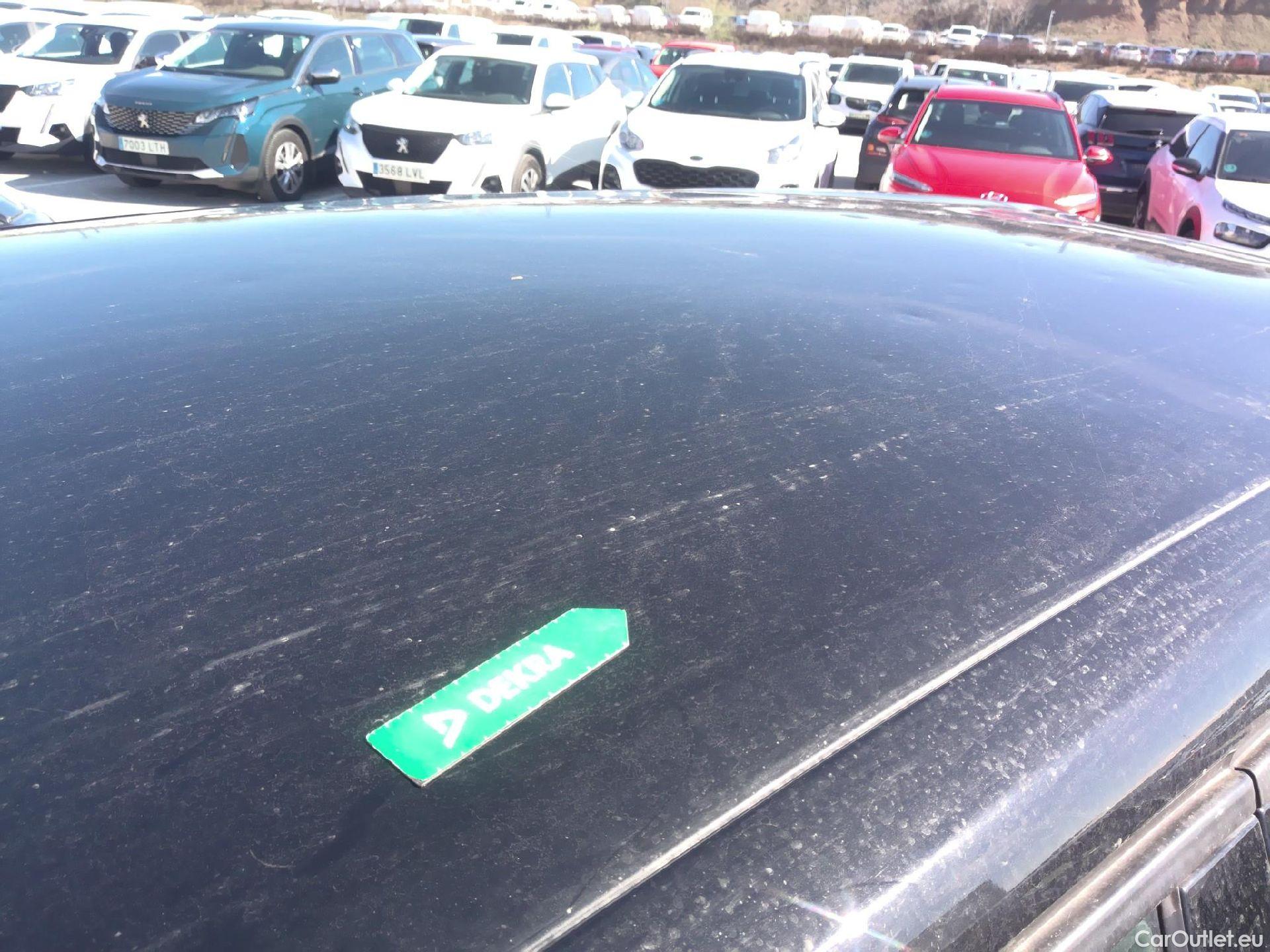  Peugeot  2008 PEUGEOT  / 2019 / 5P / todoterreno Active BlueHDI 81kW (110CV) #3