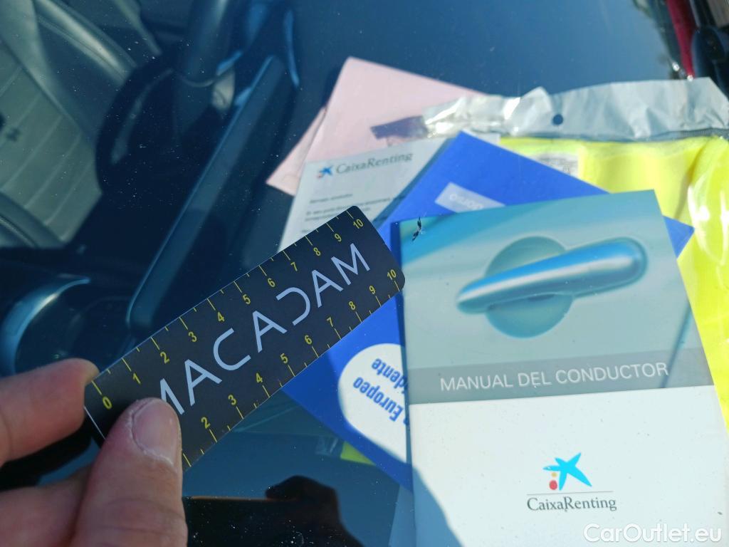  Mercedes  G-Klasee MERCEDES-BENZ GLC Coupé / 2019 / 5P / coupé GLC 300 de 4MATIC #9