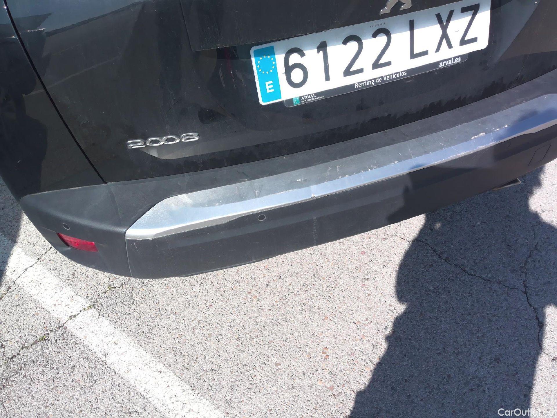  Peugeot  2008 PEUGEOT  / 2019 / 5P / todoterreno Active BlueHDI 81kW (110CV) #19