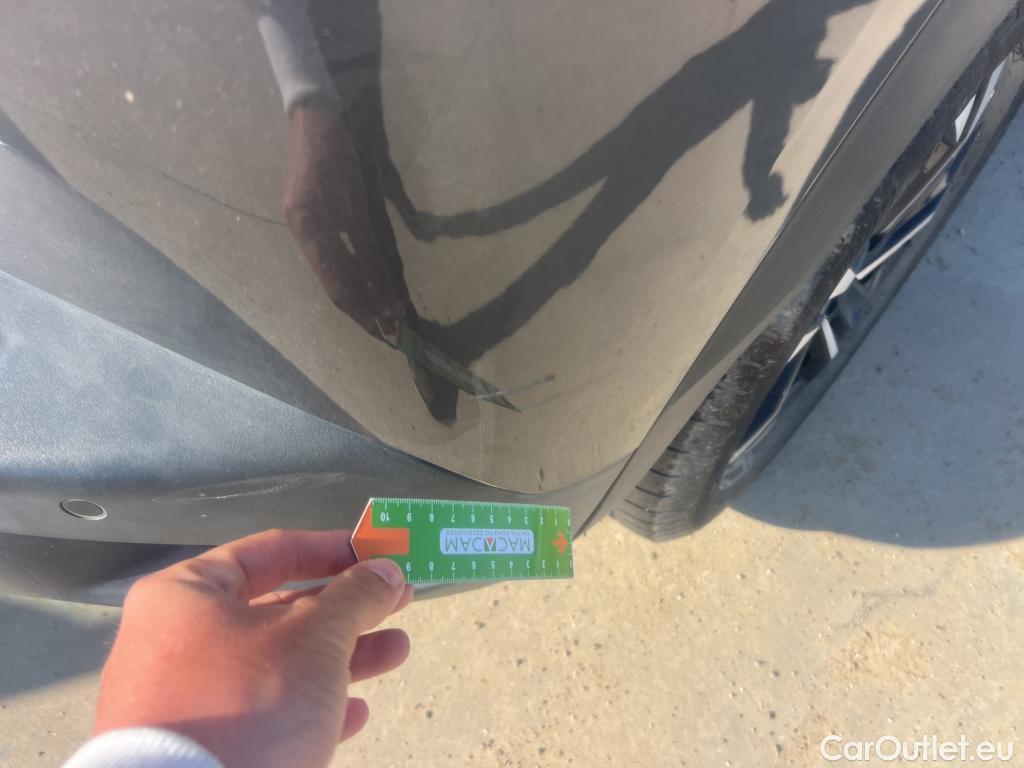  Peugeot  2008 PEUGEOT  / 2019 / 5P / todoterreno Allure Pack BlueHDI 81kW (110CV) (AC) #20