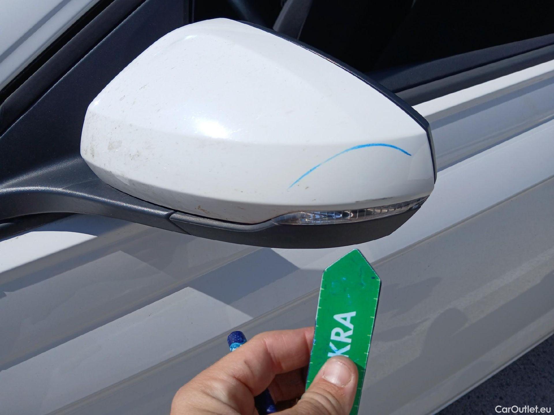  Volkswagen  Polo VOLKSWAGEN  / 2017 / 5P / berlina con portón United 1.0 TSI 70kW (95CV)(SP) #14