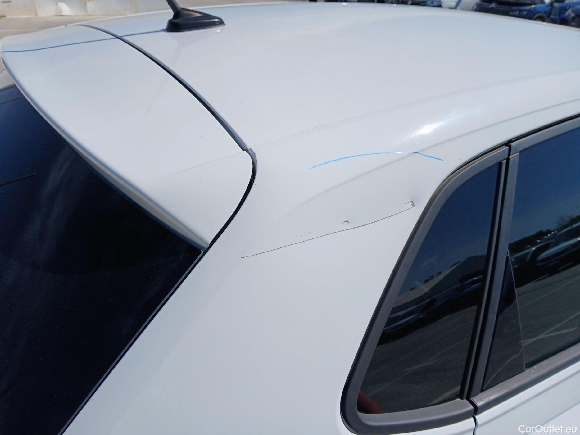  Volkswagen  Polo VOLKSWAGEN  / 2017 / 5P / berlina con portón United 1.0 TSI 70kW (95CV)(SP) #26