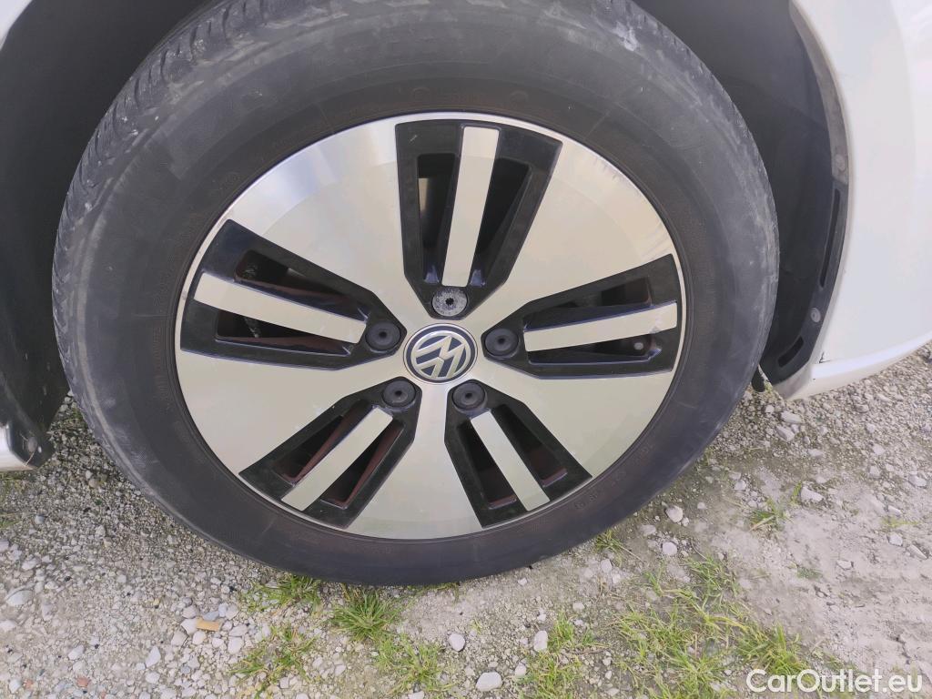  Volkswagen  Golf  VOLKSWAGEN / 2016 / 5P / berlina con portón ePower 110 kW (136CV) (AC) #6