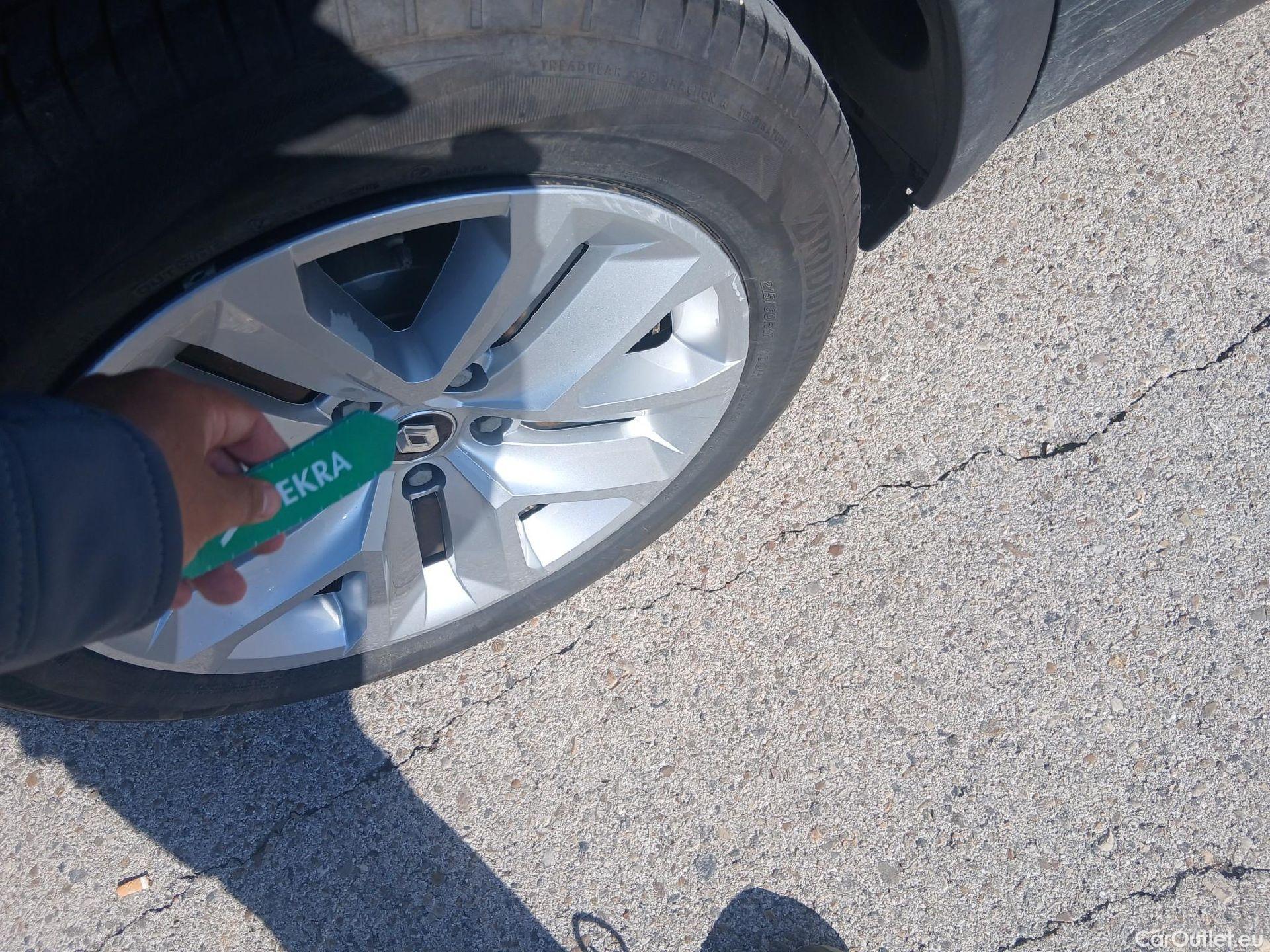  Renault  Captur RENAULT  / 2020 / 5P / todoterreno Intens TCe 90 #30