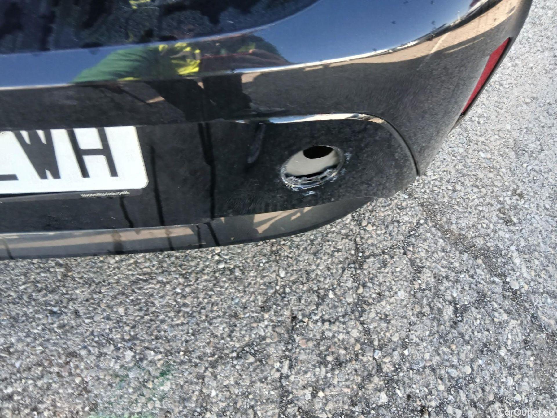  Toyota  Corolla TOYOTA  1.8 125H ACTIVE TECH E-CVT #19