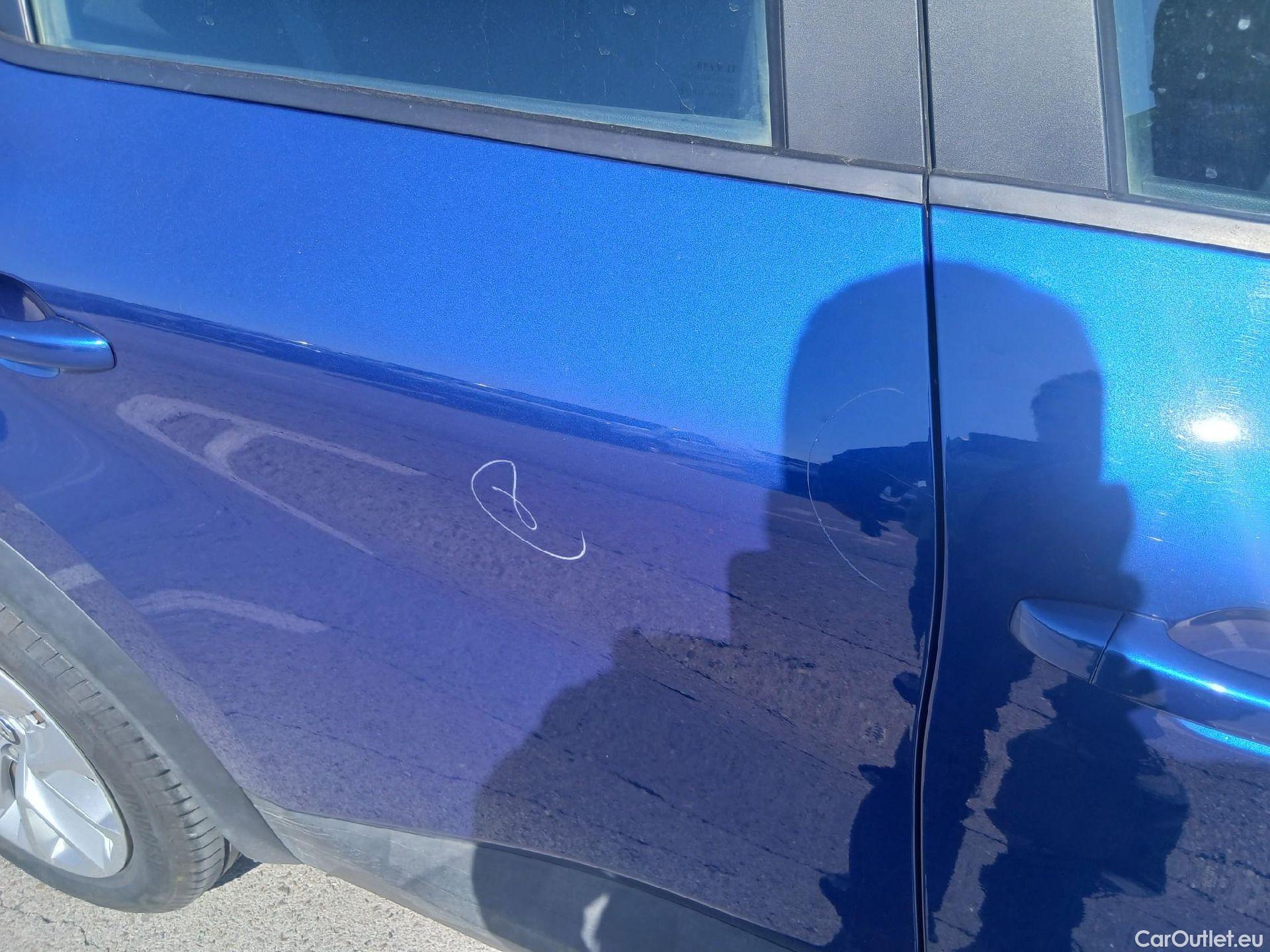  Renault  Captur RENAULT  / 2020 / 5P / todoterreno Intens TCe 90 #32