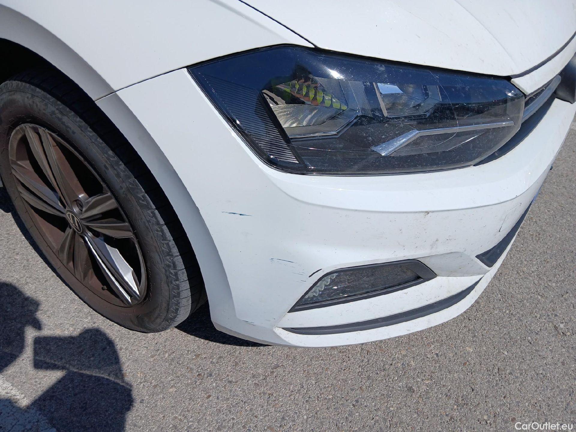  Volkswagen  Polo VOLKSWAGEN  / 2017 / 5P / berlina con portón United 1.0 TSI 70kW (95CV)(SP) #2