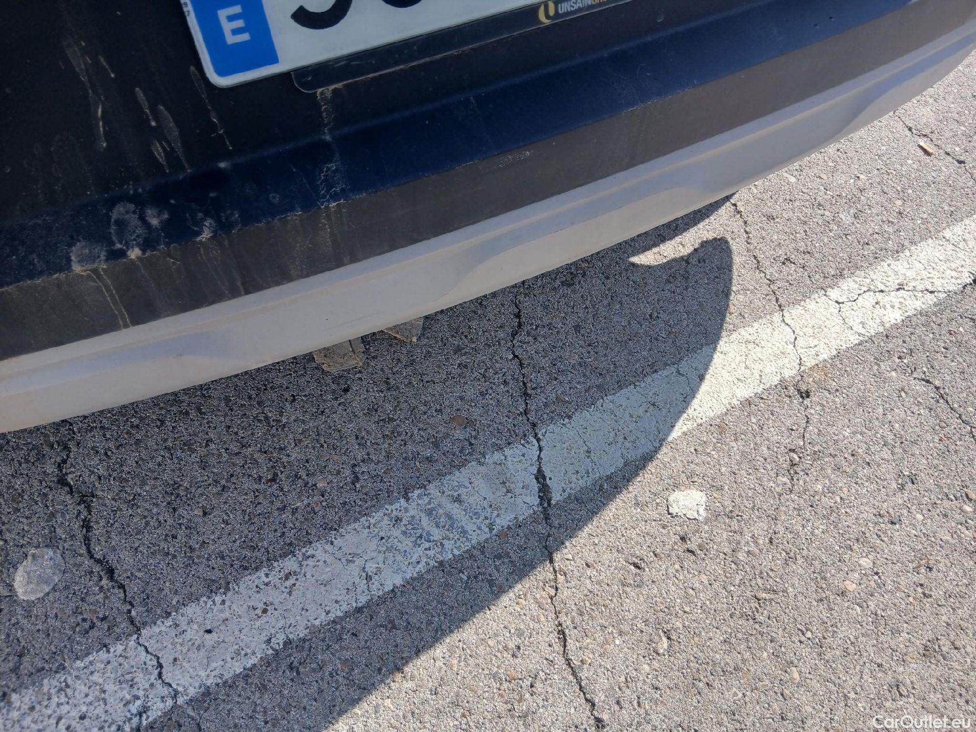  Renault  Captur RENAULT  / 2020 / 5P / todoterreno Intens TCe 90 #23