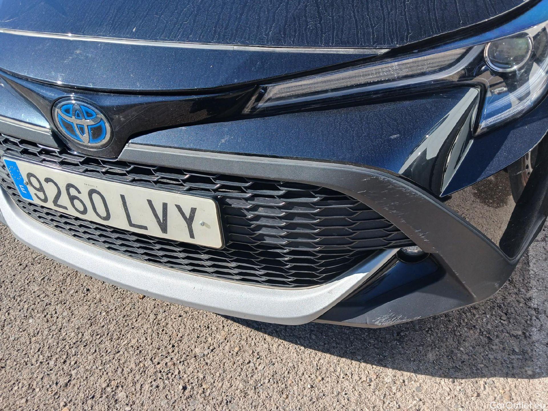  Toyota  Corolla TOYOTA  / 2019 / 5P / familiar 2.0 180H TREK E-CVT TOURING SPORT(SP) #3