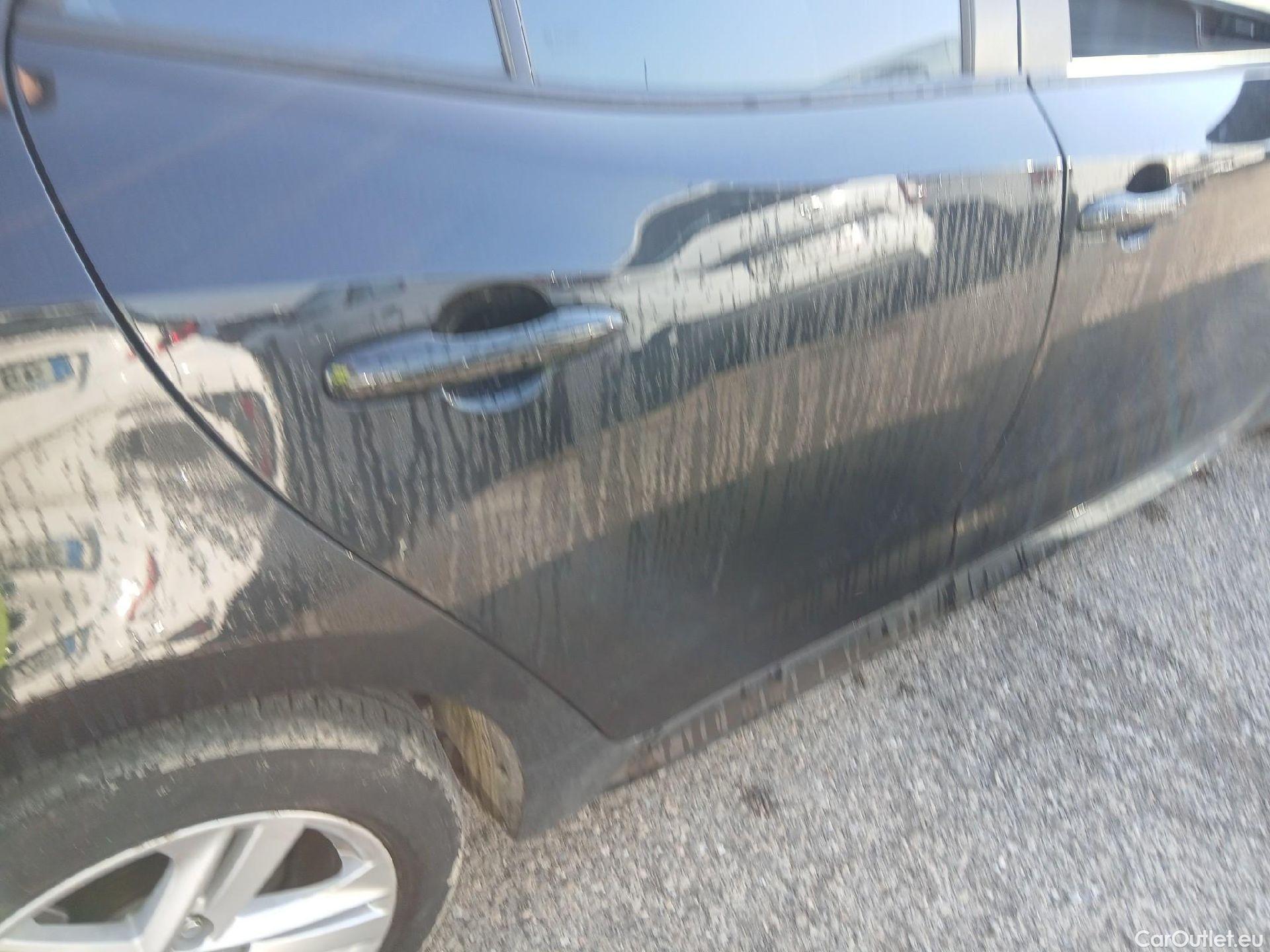  Toyota  Corolla TOYOTA  1.8 125H ACTIVE TECH E-CVT #21