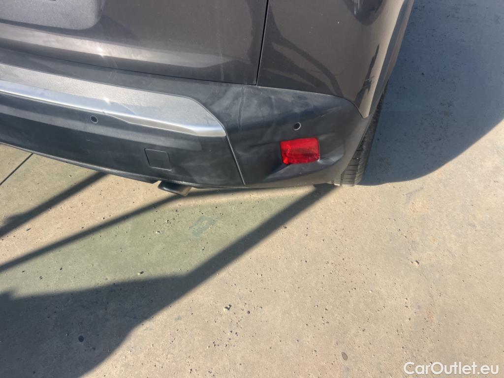  Peugeot  2008 PEUGEOT  / 2019 / 5P / todoterreno Allure Pack BlueHDI 81kW (110CV) (AC) #21