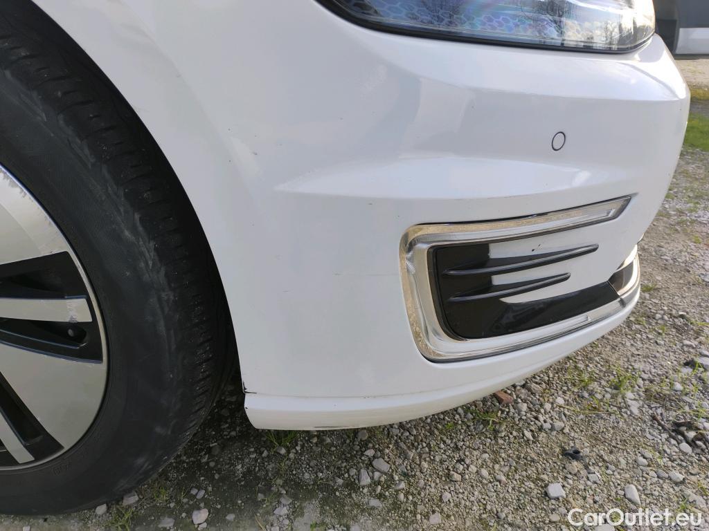  Volkswagen  Golf  VOLKSWAGEN / 2016 / 5P / berlina con portón ePower 110 kW (136CV) (AC) #17