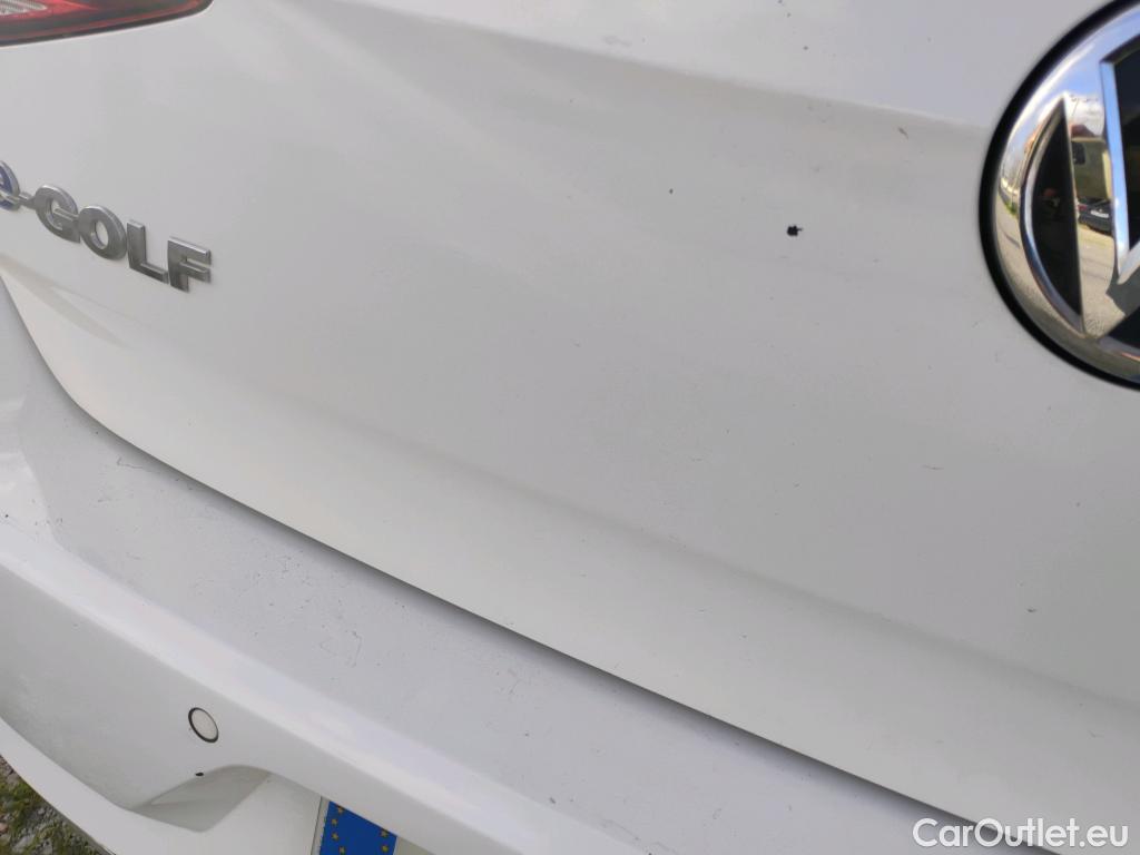  Volkswagen  Golf  VOLKSWAGEN / 2016 / 5P / berlina con portón ePower 110 kW (136CV) (AC) #27