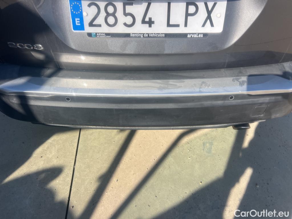  Peugeot  2008 PEUGEOT  / 2019 / 5P / todoterreno Allure Pack BlueHDI 81kW (110CV) (AC) #22
