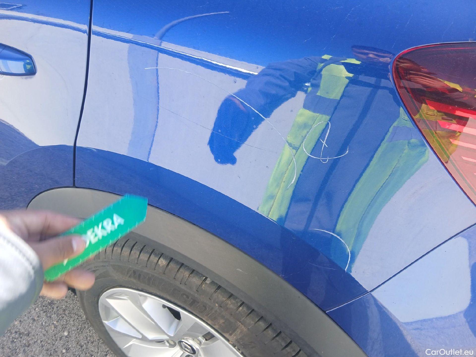  Renault  Captur RENAULT  / 2020 / 5P / todoterreno Intens TCe 90 #18