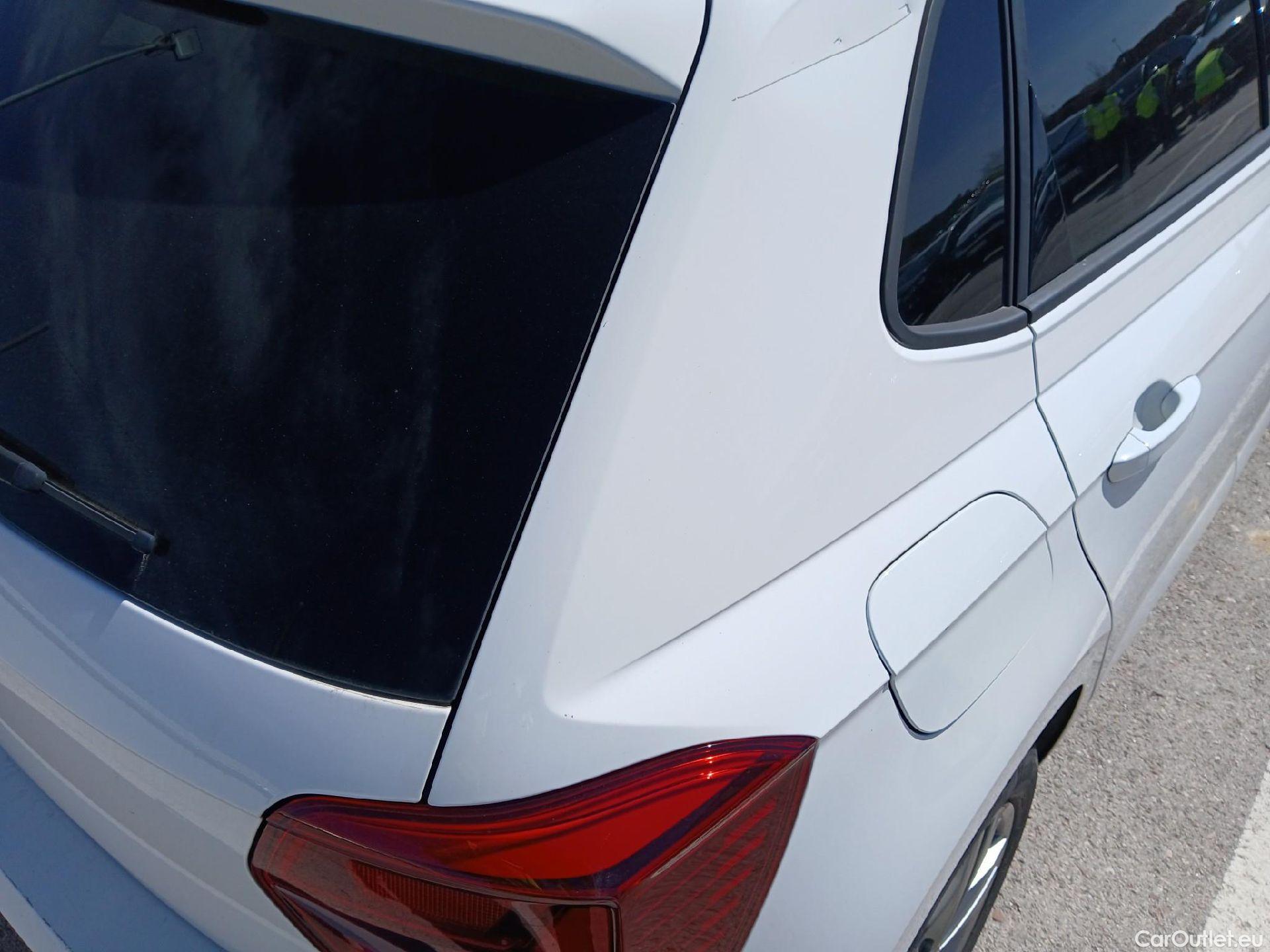  Volkswagen  Polo VOLKSWAGEN  / 2017 / 5P / berlina con portón United 1.0 TSI 70kW (95CV)(SP) #28