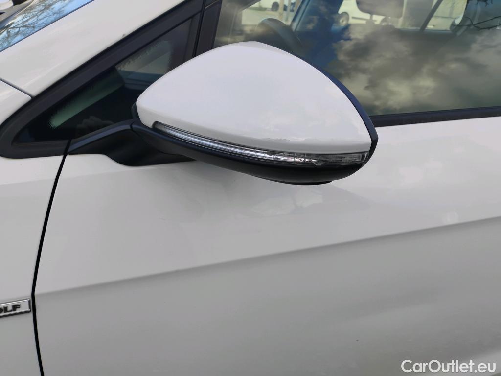  Volkswagen  Golf  VOLKSWAGEN / 2016 / 5P / berlina con portón ePower 110 kW (136CV) (AC) #15