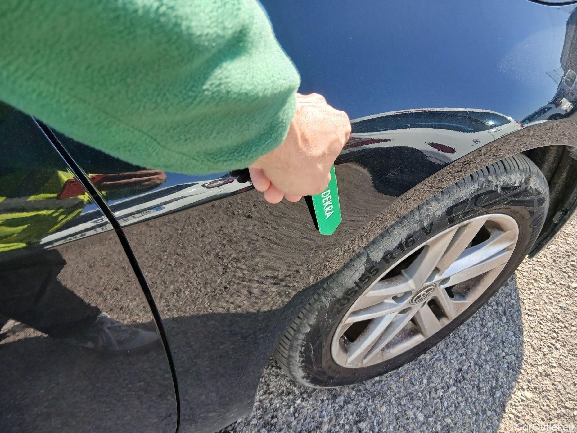  Toyota  Corolla TOYOTA  1.8 125H ACTIVE TECH E-CVT #27